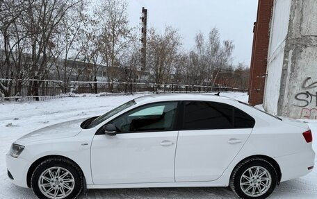 Volkswagen Jetta VI, 2013 год, 1 200 000 рублей, 17 фотография
