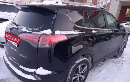 Toyota RAV4, 2018 год, 2 480 000 рублей, 6 фотография