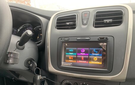 Renault Logan II, 2022 год, 1 595 000 рублей, 19 фотография