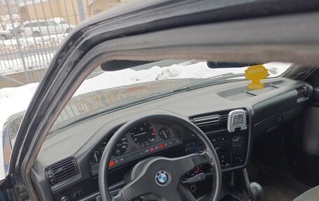 BMW 3 серия, 1988 год, 155 000 рублей, 16 фотография