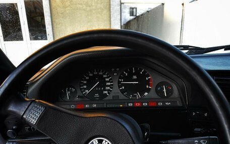 BMW 3 серия, 1988 год, 155 000 рублей, 14 фотография