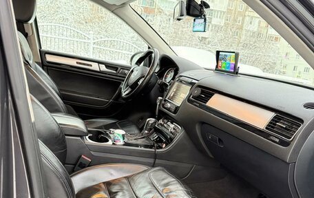 Volkswagen Touareg III, 2011 год, 1 800 000 рублей, 7 фотография