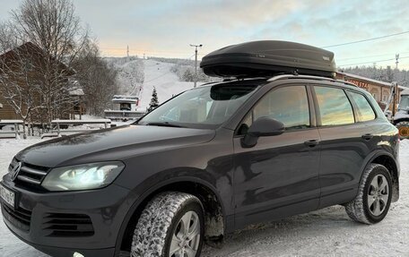 Volkswagen Touareg III, 2011 год, 1 800 000 рублей, 3 фотография