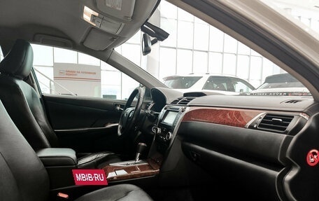 Toyota Camry, 2012 год, 1 680 000 рублей, 13 фотография
