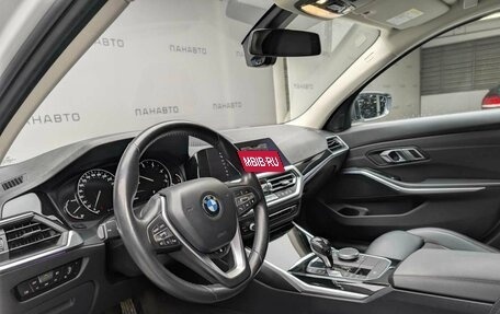 BMW 3 серия, 2019 год, 3 357 000 рублей, 8 фотография