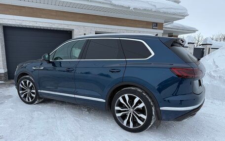 Volkswagen Touareg III, 2019 год, 5 800 000 рублей, 5 фотография