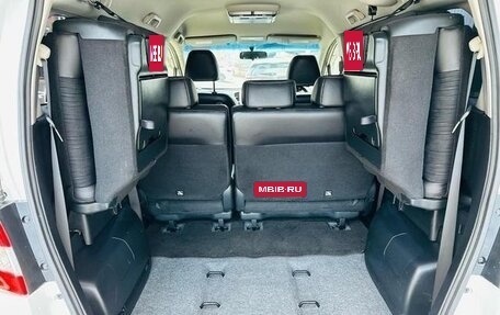 Honda Freed I, 2015 год, 725 000 рублей, 13 фотография