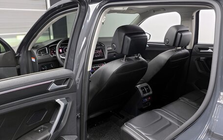 Volkswagen Tiguan II, 2023 год, 3 850 000 рублей, 9 фотография