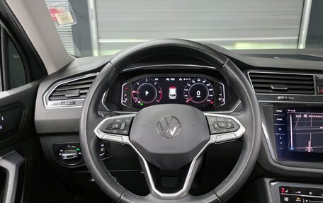 Volkswagen Tiguan II, 2023 год, 3 850 000 рублей, 8 фотография