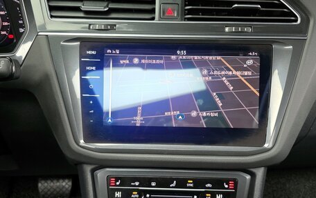 Volkswagen Tiguan II, 2023 год, 3 850 000 рублей, 16 фотография