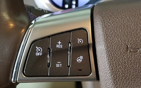 Cadillac SRX II рестайлинг, 2012 год, 2 150 000 рублей, 24 фотография