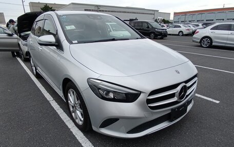 Mercedes-Benz B-Класс, 2022 год, 1 500 000 рублей, 1 фотография