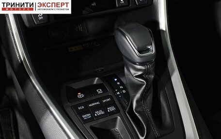 Toyota RAV4, 2025 год, 4 540 000 рублей, 22 фотография