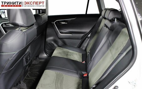 Toyota RAV4, 2025 год, 4 540 000 рублей, 24 фотография