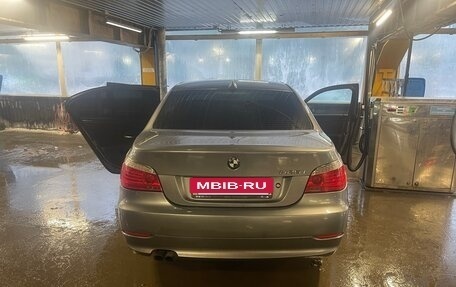BMW 5 серия, 2009 год, 1 250 000 рублей, 12 фотография