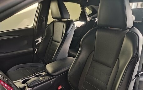 Lexus NX I, 2015 год, 3 000 000 рублей, 16 фотография