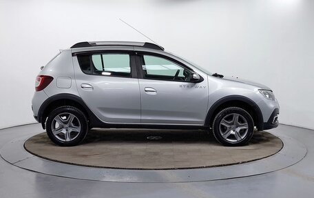 Renault Sandero II рестайлинг, 2018 год, 1 249 000 рублей, 4 фотография