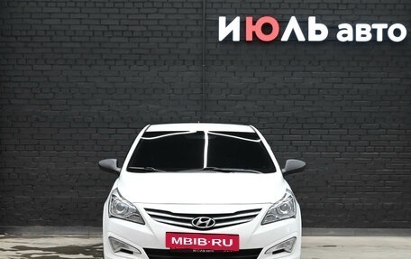 Hyundai Solaris II рестайлинг, 2014 год, 900 000 рублей, 2 фотография