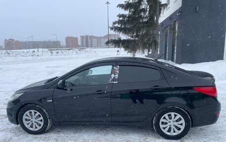 Hyundai Solaris II рестайлинг, 2011 год, 620 000 рублей, 3 фотография