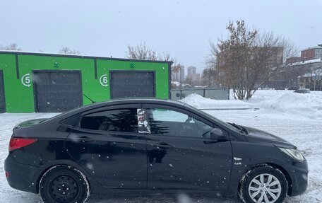 Hyundai Solaris II рестайлинг, 2011 год, 620 000 рублей, 4 фотография