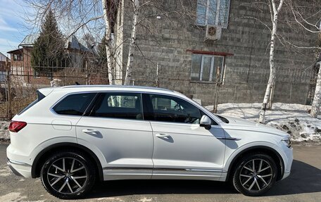 Volkswagen Touareg III, 2019 год, 5 300 000 рублей, 7 фотография