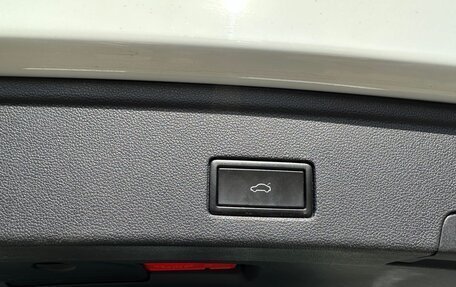 Volkswagen Touareg III, 2019 год, 5 300 000 рублей, 16 фотография