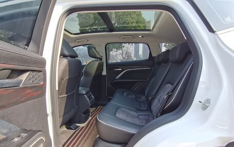 Haval H6, 2022 год, 1 300 000 рублей, 5 фотография