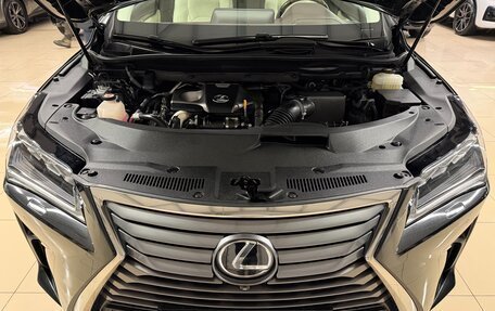 Lexus RX IV рестайлинг, 2018 год, 4 799 000 рублей, 7 фотография