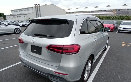 Mercedes-Benz B-Класс, 2022 год, 1 500 000 рублей, 5 фотография