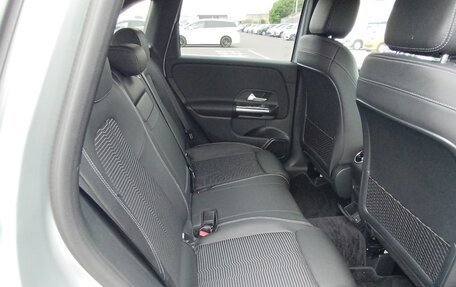 Mercedes-Benz B-Класс, 2022 год, 1 500 000 рублей, 34 фотография