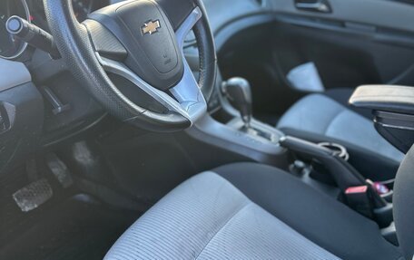 Chevrolet Cruze II, 2011 год, 675 000 рублей, 6 фотография