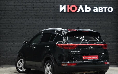 KIA Sportage IV рестайлинг, 2016 год, 2 200 000 рублей, 4 фотография