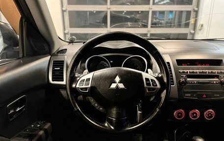 Mitsubishi Outlander III рестайлинг 3, 2008 год, 880 000 рублей, 10 фотография