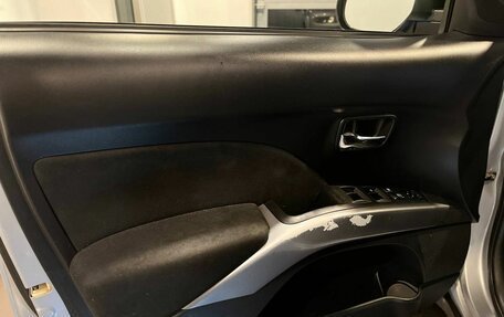 Mitsubishi Outlander III рестайлинг 3, 2008 год, 880 000 рублей, 19 фотография