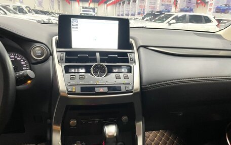 Lexus NX I, 2021 год, 3 000 000 рублей, 8 фотография