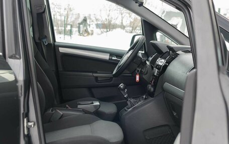 Opel Zafira B, 2011 год, 680 000 рублей, 19 фотография