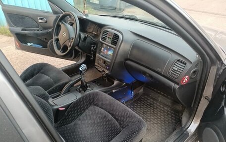 Hyundai Sonata IV рестайлинг, 2003 год, 310 000 рублей, 5 фотография