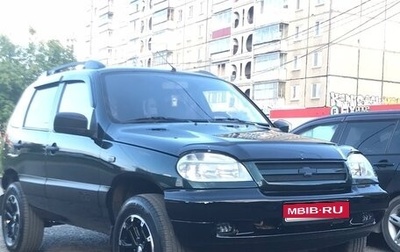 Chevrolet Niva I рестайлинг, 2003 год, 750 000 рублей, 1 фотография