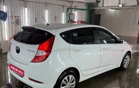 Hyundai Solaris II рестайлинг, 2014 год, 950 000 рублей, 4 фотография