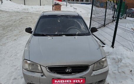 Hyundai Accent II, 2004 год, 330 000 рублей, 1 фотография