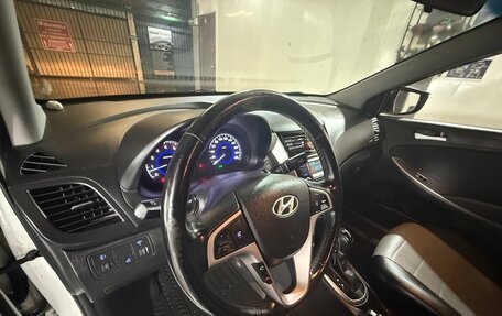 Hyundai Solaris II рестайлинг, 2014 год, 950 000 рублей, 16 фотография