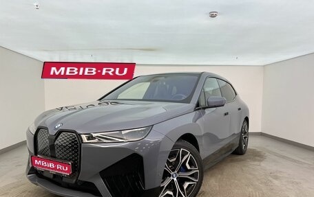 BMW iX, 2021 год, 6 100 000 рублей, 1 фотография