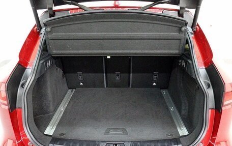 Jaguar F-Pace, 2016 год, 3 000 000 рублей, 12 фотография