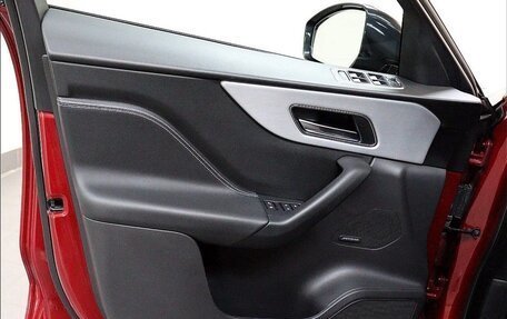 Jaguar F-Pace, 2016 год, 3 000 000 рублей, 10 фотография