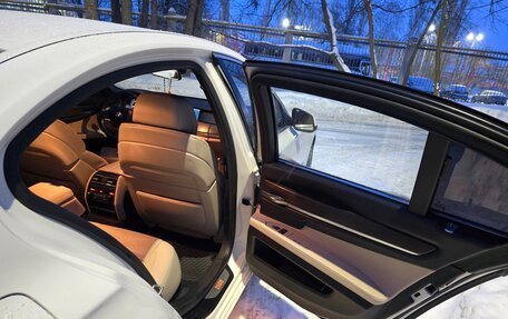 BMW 7 серия, 2009 год, 1 300 000 рублей, 18 фотография