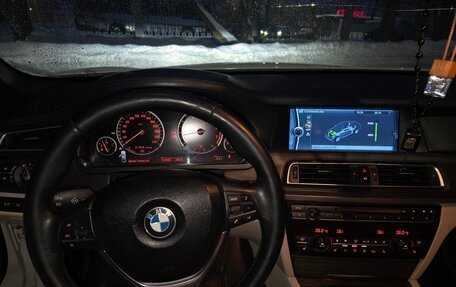 BMW 7 серия, 2009 год, 1 300 000 рублей, 26 фотография