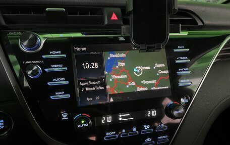 Toyota Camry, 2018 год, 3 099 000 рублей, 12 фотография