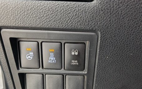 Toyota Hilux VIII, 2017 год, 3 899 999 рублей, 17 фотография