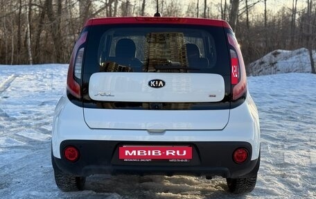 KIA Soul II рестайлинг, 2017 год, 1 349 000 рублей, 13 фотография