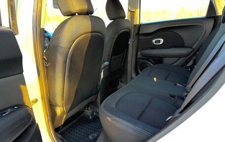 KIA Soul II рестайлинг, 2017 год, 1 349 000 рублей, 29 фотография